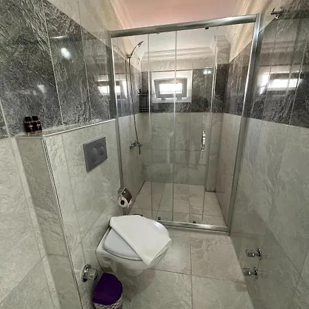 Newton Apart Фетхие