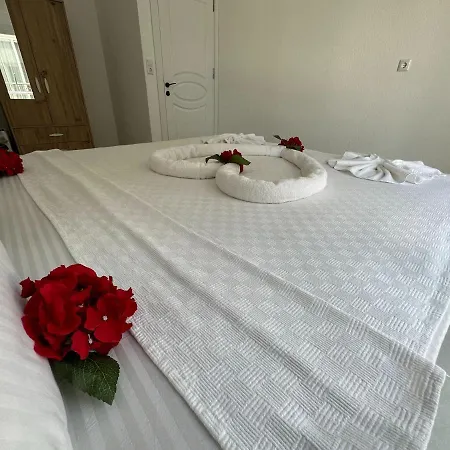 Newton Apart Apartmanhotel *