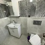 Newton Apart Aparthotel